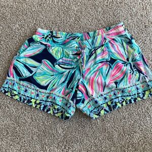 Lilly Pulitzer shorts! Size small!